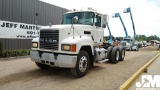 2002 MACK CH613 MAXICRUISE VIN: 1M1AA13Y12W148568 TANDEM AXLE DAY CAB TRUCK TRACTOR