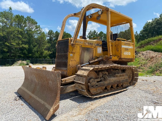 DEERE 450G CRAWLER TRACTOR