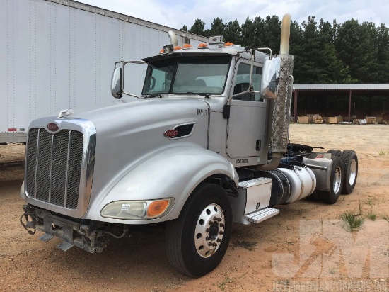 2013 PETERBILT 386 VIN: 1XPHDP9X2DD196259 TANDEM AXLE DAY CAB TRUCK TRACTOR