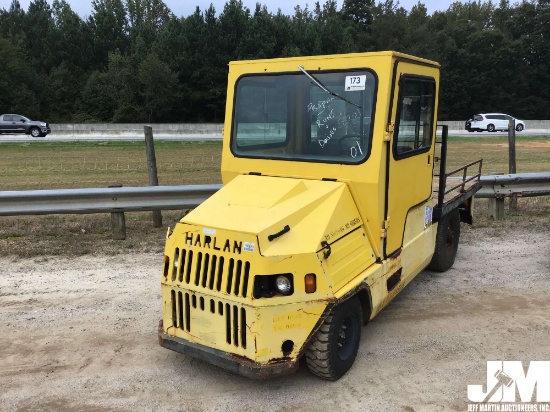 2001 HARLAN HTAPVAG40 VIN: 10456 S/A TUG TRUCK