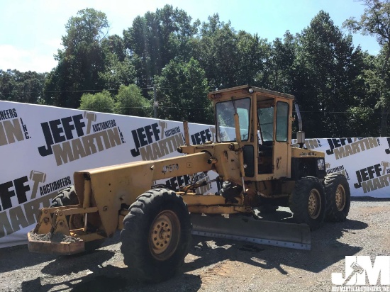 1968 DEERE 570 MOTORGRADER SN: 0000426U