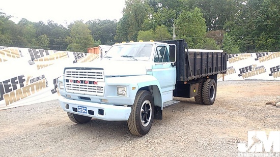 1982 FORD F-600 SINGLE AXLE DUMP TRUCK VIN: 1FDNF60H5CVA48982