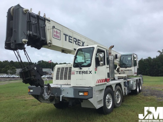 2010 TEREX T560-1 VIN: 1T9T500ACWA120014 TRUCK CRANE