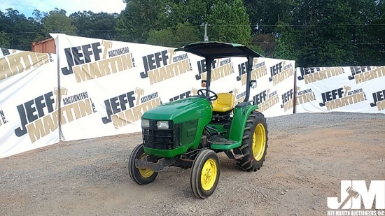 2000 JOHN DEERE 4200 TRACTOR SN: LV4200H323733