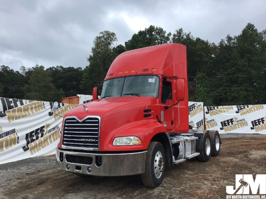 2013 MACK CXU613 VIN: 1M1AW09Y9DM036070 TANDEM AXLE DAY CAB TRUCK TRACTOR