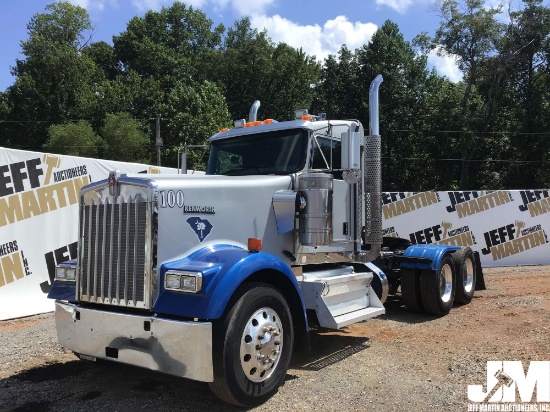 2013 KENWORTH W9 SERIES VIN: 1XKWD49X9DJ357946 TANDEM AXLE DAY CAB TRUCK TRACTOR