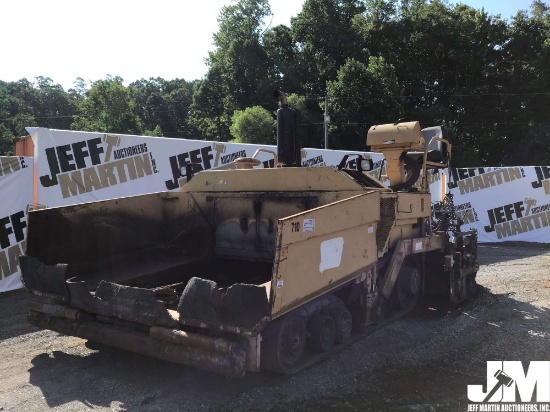 2002 CATERPILLAR AP1055B CRAWLER ASPHALT PAVER SN: 105AABB00468