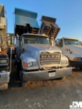 2007 MACK CV713 TANDEM AXLE DUMP TRUCK VIN: 1M1AG11Y17M058325