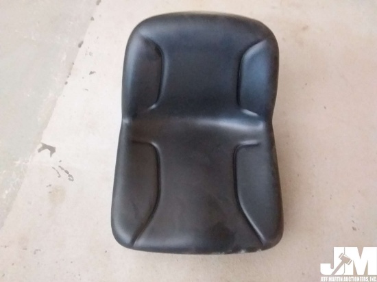 (UNUSED) TRACTOR/LAWN MOWER REPLACEMENT SEAT