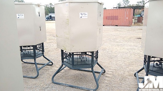 CU OUTDOORS 1000 LB STAND & FILL
