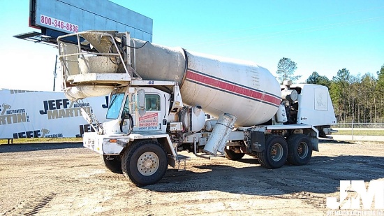 2007 OSHKOSH S-2346 TANDEM AXLE FRONT DISCHARGE MIXER TRUCK VIN: 10TDAAC267S093232