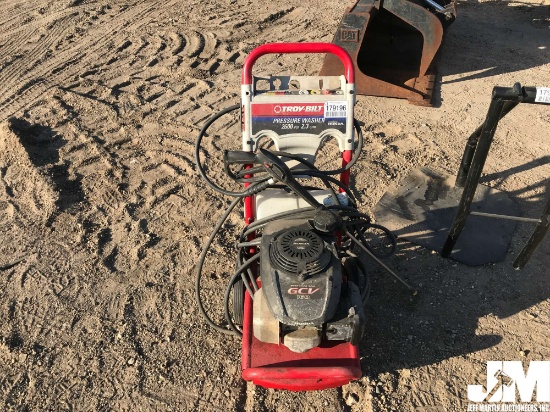 TROY  PRESSURE WASHER