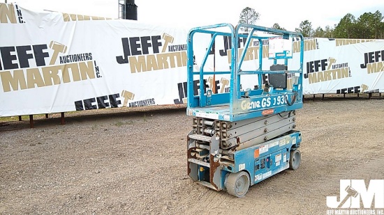 2013 GENIE GS-1930 SCISSOR LIFT SN: GS3013A-118286