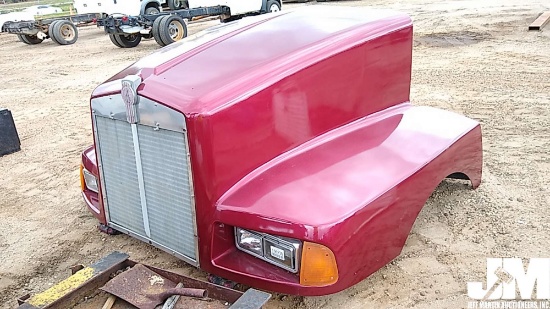 KENWORTH FIBERGLASS HOOD