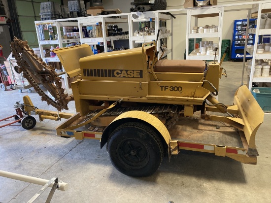 1985 CASE TF-300 TRENCHER SN: 1241132