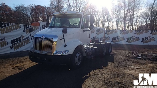 2006 INTERNATIONAL 8600 VIN: 1HSHXAHRX6J193002 TANDEM AXLE DAY CAB TRUCK TRACTOR