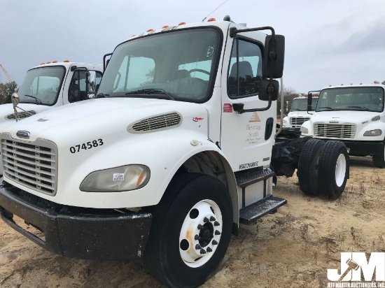2007 FREIGHTLINER M2 VIN: 1FUBCYDC87HY84583 SINGLE AXLE DAY CAB TRUCK TRACTOR