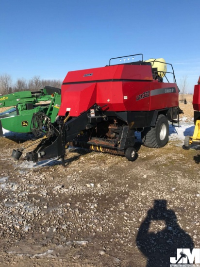 2006 CASE-IH SQUARE BALER LBX332 SN: 324358007