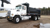 2019 WESTERN STAR 4700SF TANDEM AXLE DUMP TRUCK VIN: 5KKHAVDV5KLKG9853