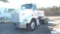 2009 KENWORTH T800 VIN: 1XKDD09XX9J245342 TANDEM AXLE DAY CAB TRUCK TRACTOR