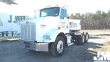 2009 KENWORTH T800 VIN: 1XKDD09XX9J245342 TANDEM AXLE DAY CAB TRUCK TRACTOR