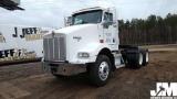 2009 KENWORTH T800 VIN: 1XKDD09X69J245340 TANDEM AXLE DAY CAB TRUCK TRACTOR