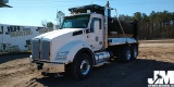 2020 KENWORTH T880 TANDEM AXLE DUMP TRUCK VIN: 1NKZL40X5LJ427934