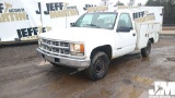 1998 CHEVROLET GMT-400 S/A UTILITY TRUCK VIN: 1GBGC24F9WZ165988