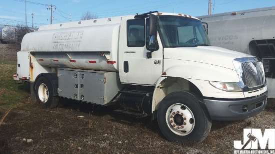 2005 INTERNATIONAL 4400 SBA 4X2 VIN: 1HTMKAAN75H123009 SINGLE AXLE FUEL & LUBE TRUCK