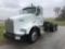 2011 KENWORTH T800 VIN: 1XKDDB9X3BJ281391 TANDEM AXLE DAY CAB TRUCK TRACTOR