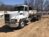 2001 MACK CH612 VIN: 1M1AA08X81W022961 T/A ROLL OFF TRUCK