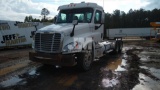 2014 FREIGHTLINER CASCADIA VIN: 3AKJGED62ESFX4763 TANDEM AXLE DAY CAB TRUCK TRACTOR