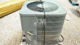 GOODMAN CPLE48-1C OUTSIDE AIR CONDITIONING CONDENSER UNIT