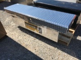 (UNUSED) DIAMOND PLATE TOOL BOX