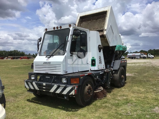 2008 ALLIANZ SWEEPER COMPANY 4000 VANGUARD VIN: 1J9VM4LD58C172054 S/A SWEEPER TRUCK