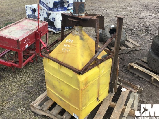 SALT SPREADER