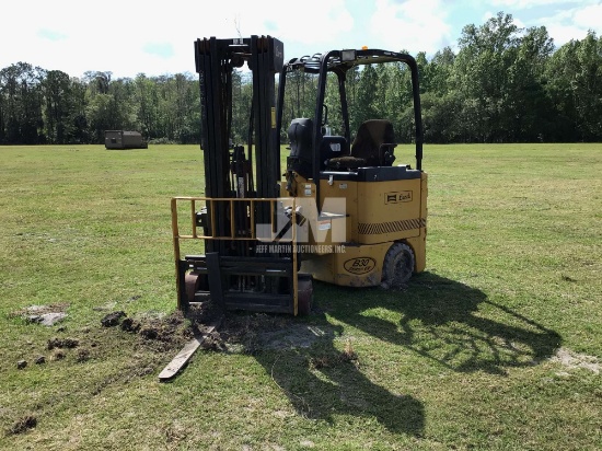 LANDOLL B30/42E180D SERIES IV FORKLIFT SN: B30/42-7626-04459