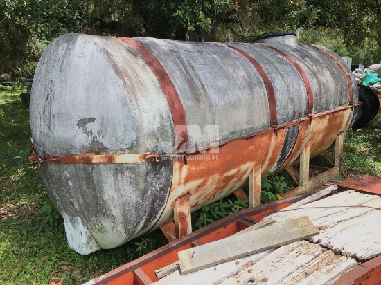 SKID MOUNTED POLY HOLDING TANK W/ STEEL FRAME