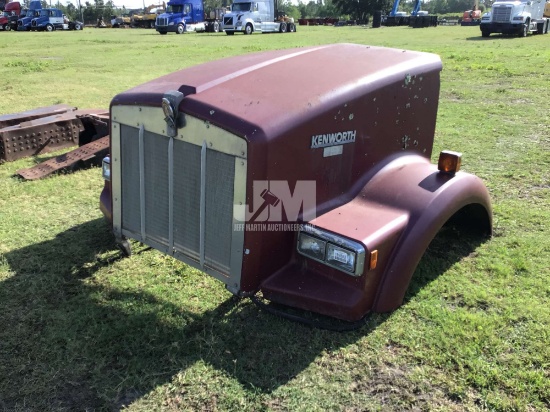 KENWORTH T-800 HOOD