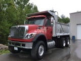 2010 INTERNATIONAL 7600 SFA 6X4 TANDEM AXLE DUMP TRUCK VIN: 1HTWXSJTXAJ208816