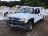 2005 CHEVROLET SILVERADO 2500 S/A UTILITY TRUCK VIN: 1GBHK23205F851391