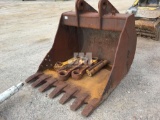 EAGLE BUCKETS 892 SN: 1566 60”...... BUCKET W/TEETH