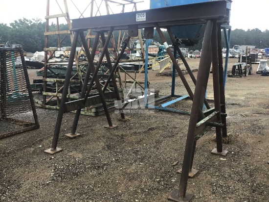 QTY OF MISC (2) STEEL BEAM STANDS