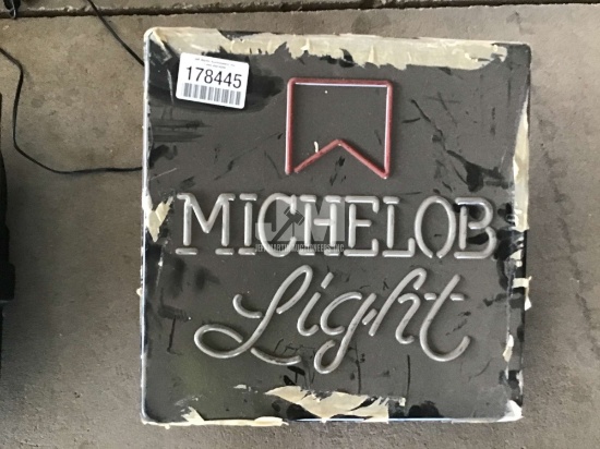 MICHELOB LIGHT NEON SIGN, 18" X 18"
