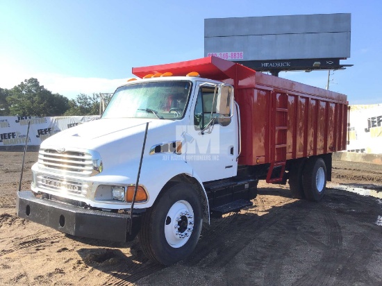 2001 STERLING M7500 ACTERRA SINGLE AXLE DEBRIS TRUCK VIN: 2FZAAKBV21AJ40050