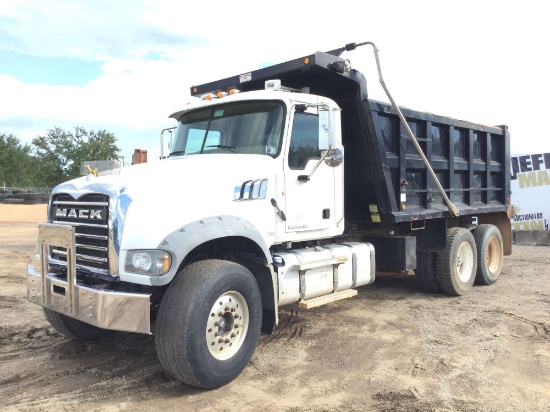 2013 MACK GU713 GRANITE TANDEM AXLE DUMP TRUCK VIN: 1M2AX04CXDM018116