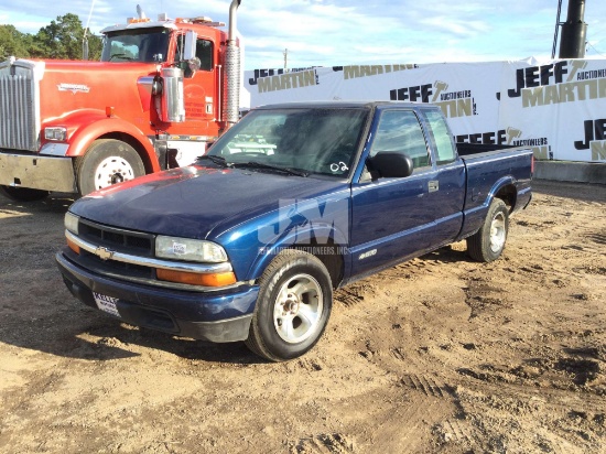 2002 CHEVROLET S-10 EXTENDED CAB PICKUP VIN: 1GCCS19W328190370