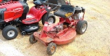 SNAPPER M280919B SN: 95237548 RIDING MOWER