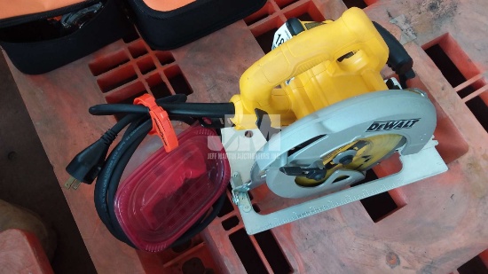 DEWALT CIRCULAR SAW ELECTRIC