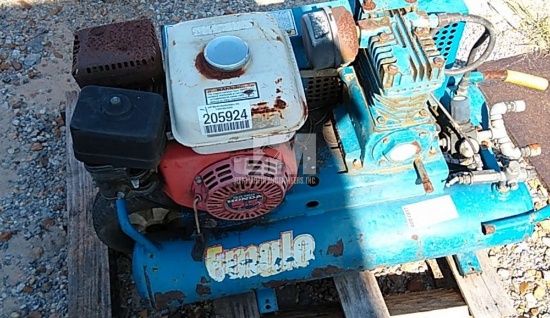 PORTABLE AIR COMPRESSOR